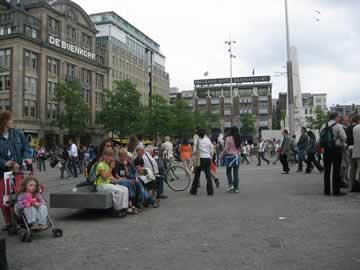 op de dam